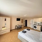 Luxury Bam Apartment
