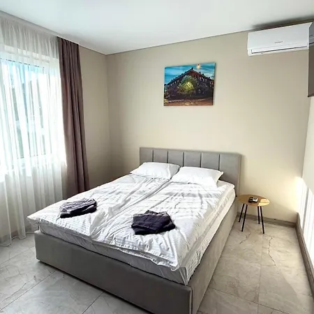 Luxury Bam Ungvár