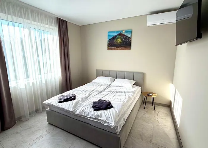 Luxury Bam Ungvár