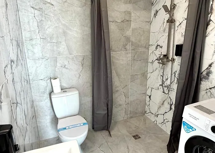 Luxury Bam * Ungvár